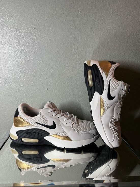 Nike Shoes - Nike Air Max Excee Women’s Size 8 White Black Metallic Gold Sneakers